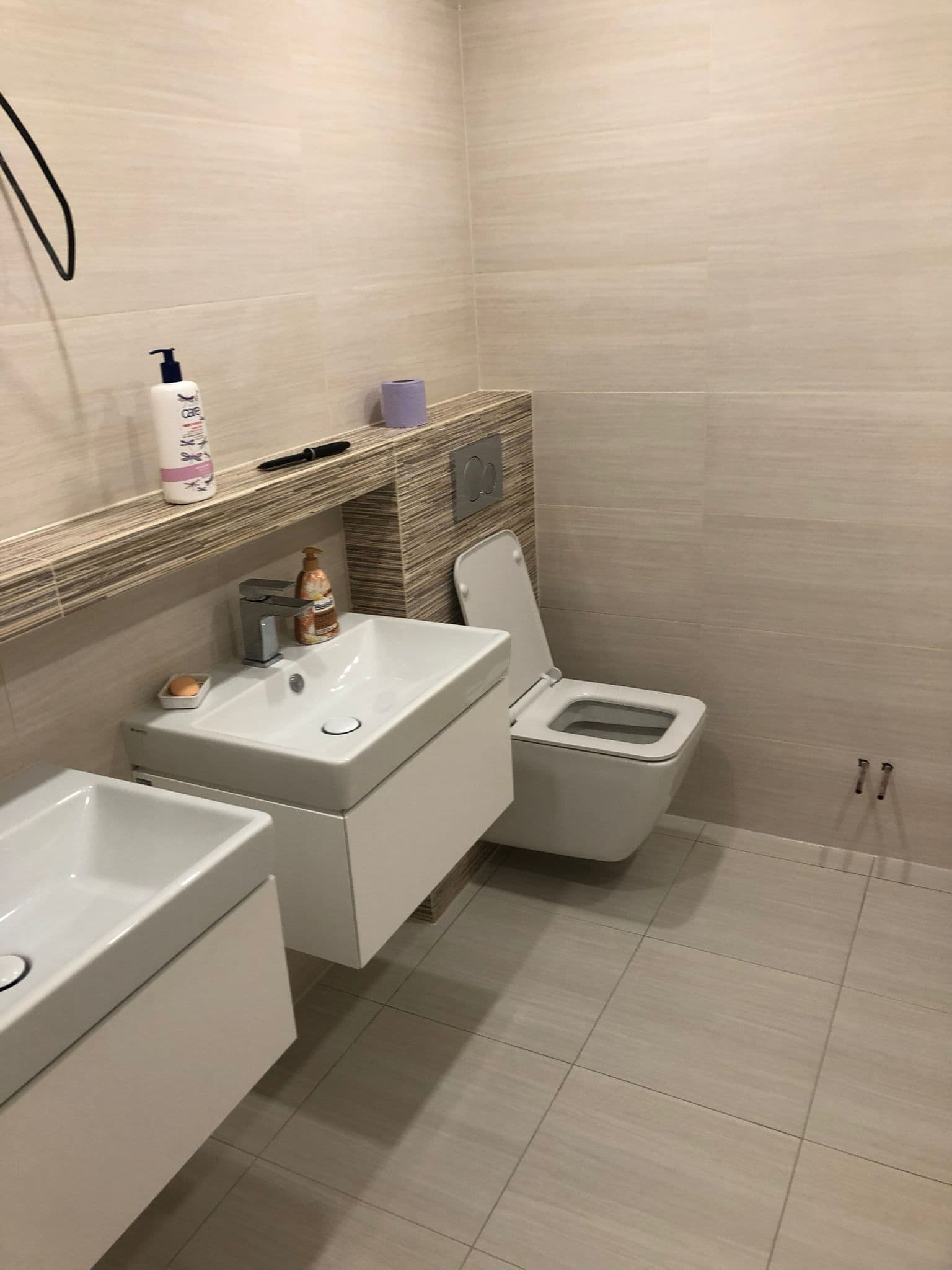 PHOTO 2025 10 20 18 37 08 4