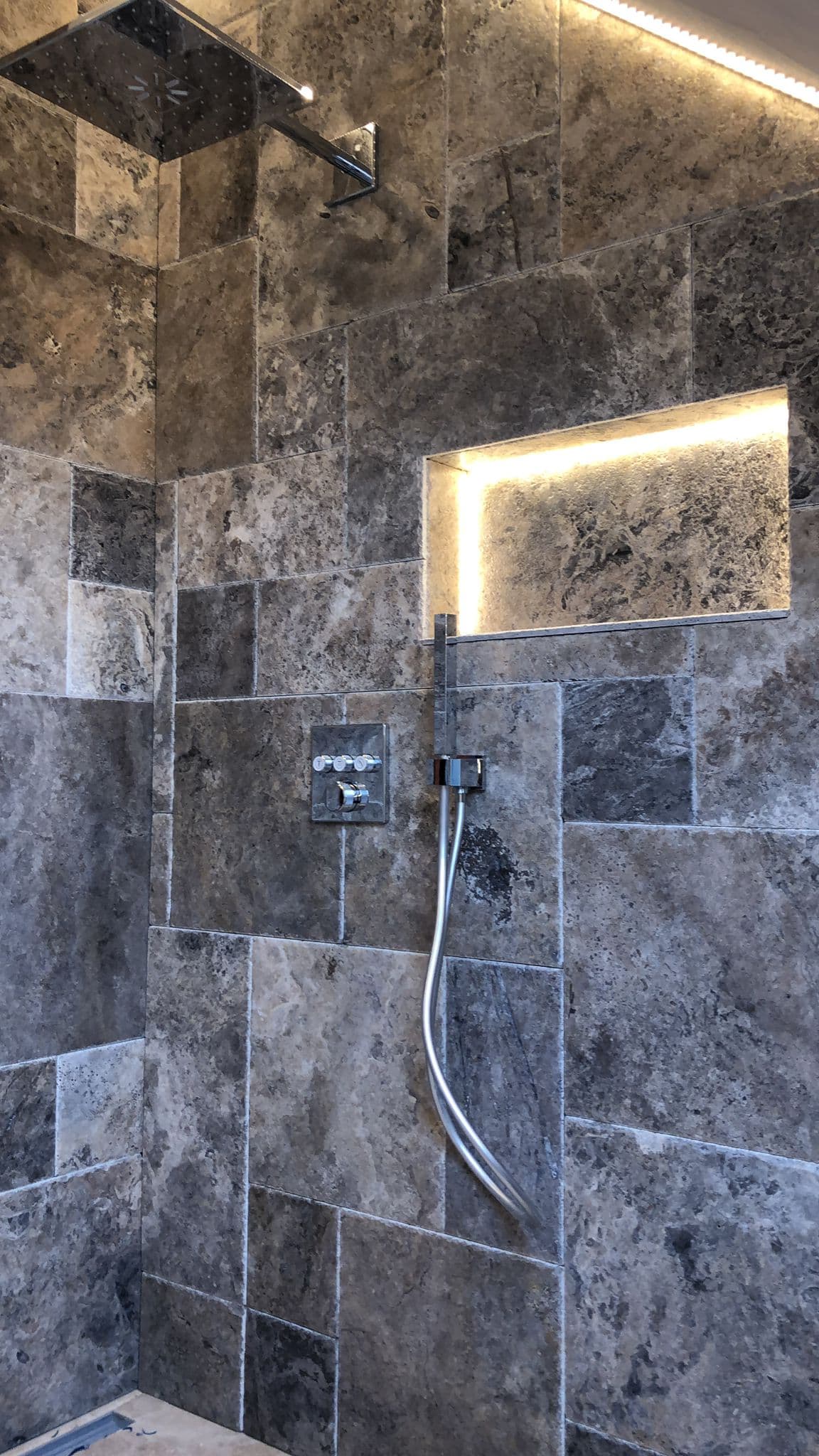 PHOTO 2025 10 20 18 41 59